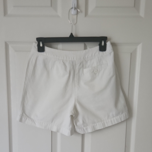 Petite Sophisticate Women's Classic White Shorts Size 4 - Picture 5 of 8